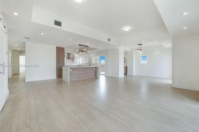 2 of 21 - 120 Salamanca Avenue #ph, Coral Gables, FL