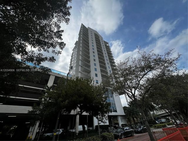 3 of 34 - 10 S River Drive #812, Miami, FL
