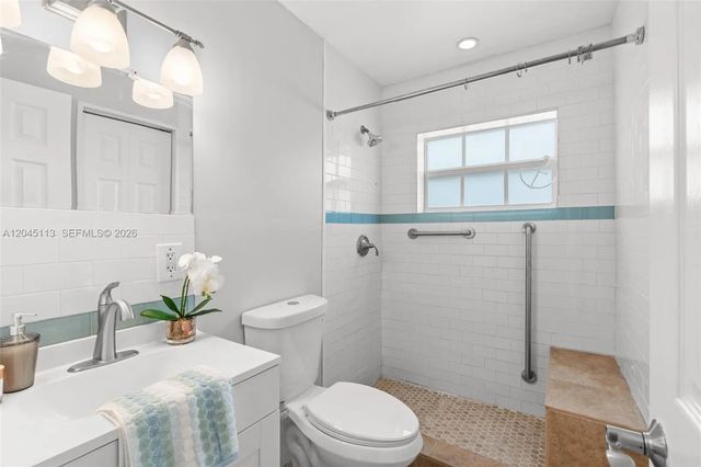5 of 34 - 795 Nw 73rd Avenue, Margate, FL