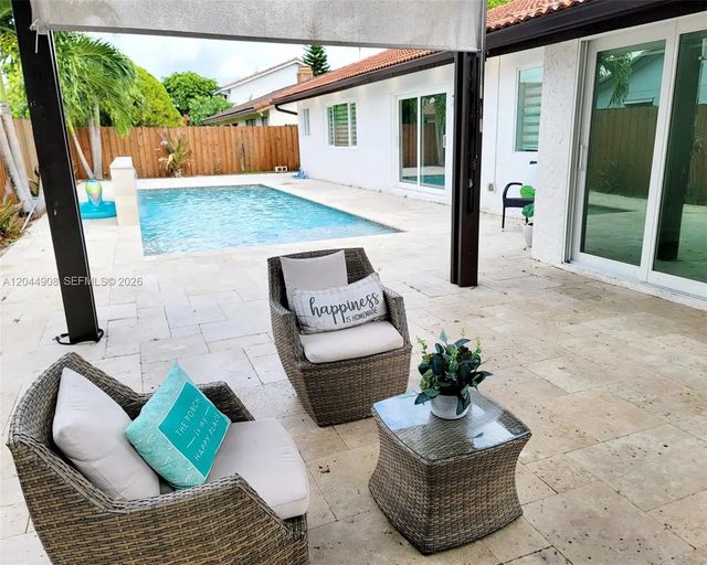 2 of 32 - 6324 Nw 201st Lane, Hialeah, FL