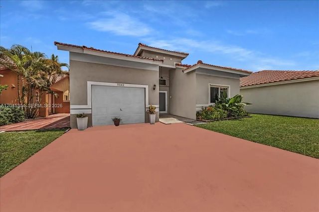 2 of 51 - 5542 Nw 190th Lane, Miami Gardens, FL