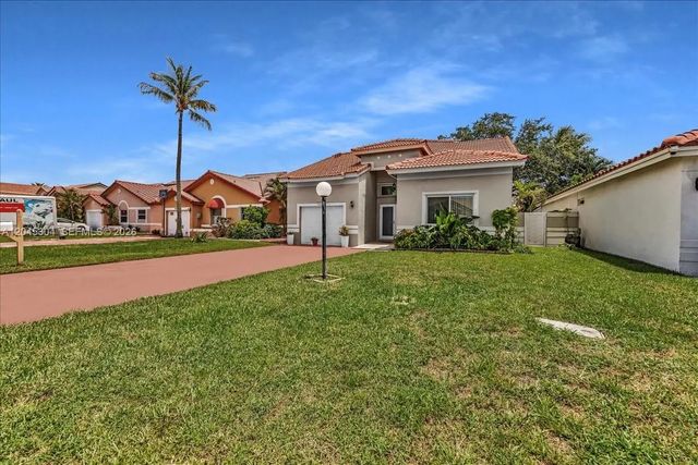 4 of 51 - 5542 Nw 190th Lane, Miami Gardens, FL