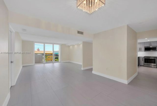 3 of 37 - 600 Biltmore Way #618, Coral Gables, FL