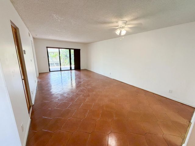 3 of 31 - 241 Se 11th Avenue #241a, Pompano Beach, FL