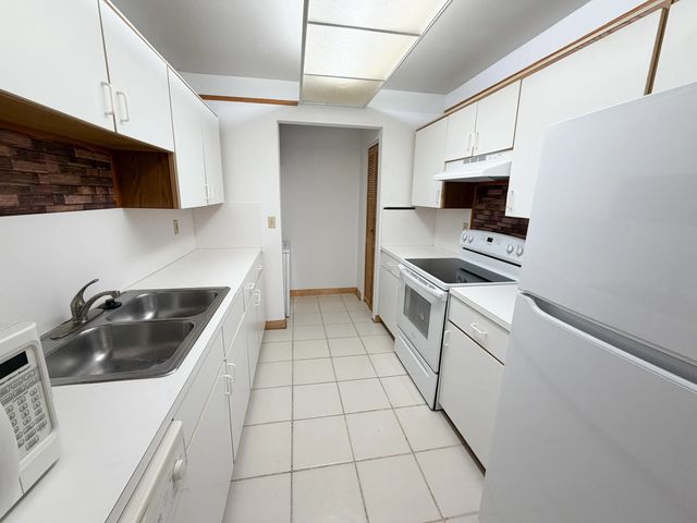 4 of 31 - 241 Se 11th Avenue #241a, Pompano Beach, FL