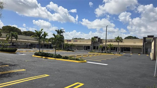 17560 Nw 27 Avenue #124, Miami Gardens