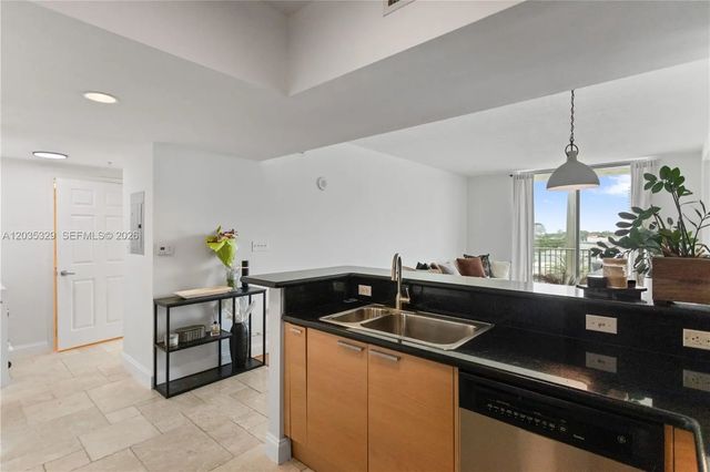 5 of 34 - 140 S Dixie Highway #417, Hollywood, FL
