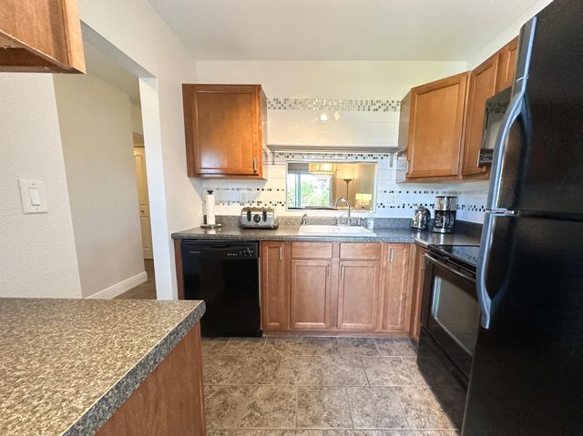 3 of 12 - 5131 W Oakland Park Boulevard #202, Lauderdale Lakes, FL