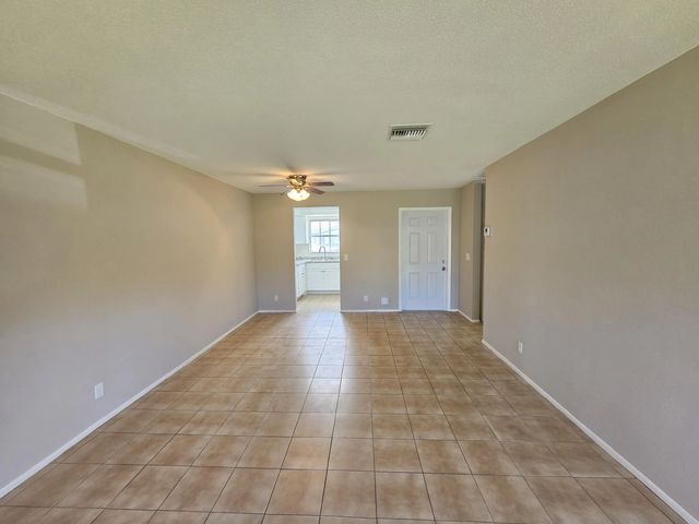 4 of 17 - 2966 Ashley Drive E #f, West Palm Beach, FL