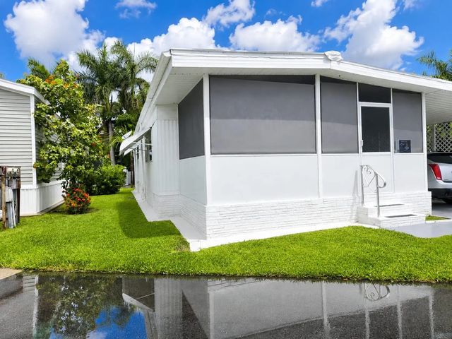 2 of 25 - 3302 Lake Street, Hollywood, FL