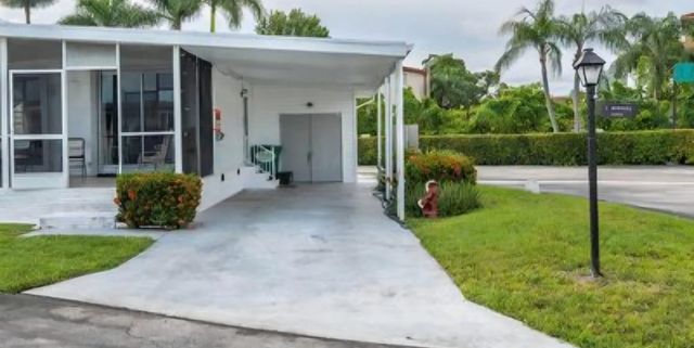5 of 25 - 3302 Lake Street, Hollywood, FL