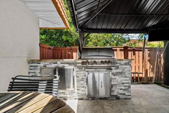 3 of 51 - 2891 Sw 11th Place, Deerfield Beach, FL