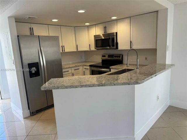 3 of 17 - 5200 Nw 31st Avenue #150, Fort Lauderdale, FL