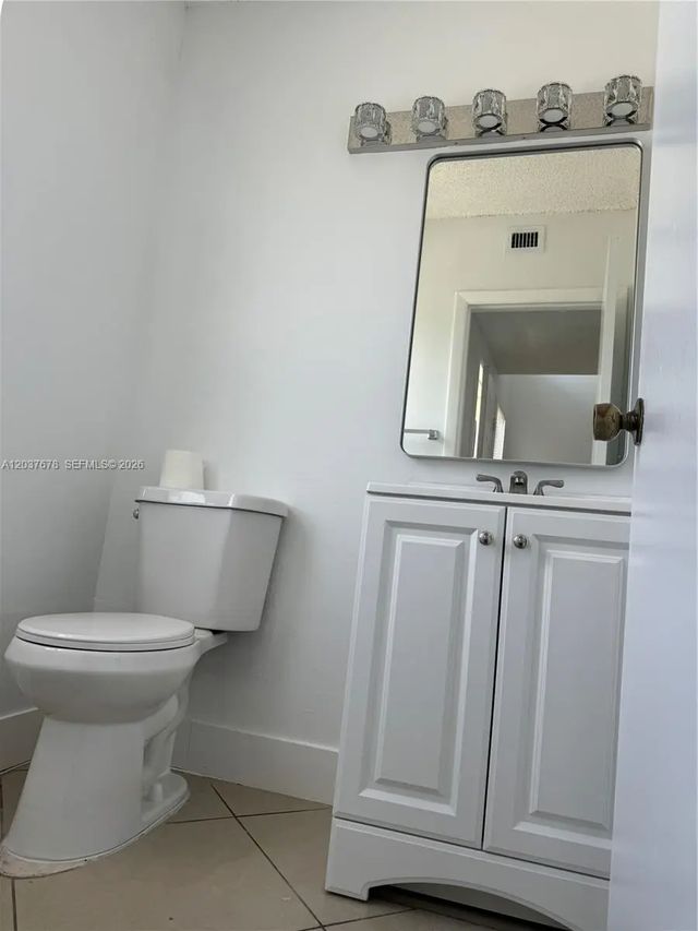 5 of 17 - 5200 Nw 31st Avenue #150, Fort Lauderdale, FL