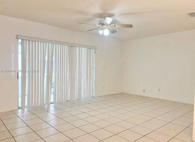 4 of 19 - 829 Nw 208th Way, Pembroke Pines, FL