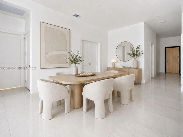 2 of 32 - 153 N Seabreeze Boulevard #401, Fort Lauderdale, FL