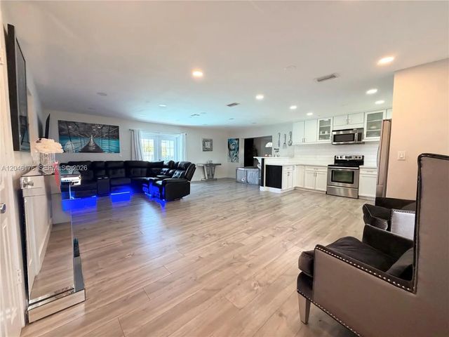 4 of 21 - 17130 Nw 42nd Court, Miami Gardens, FL