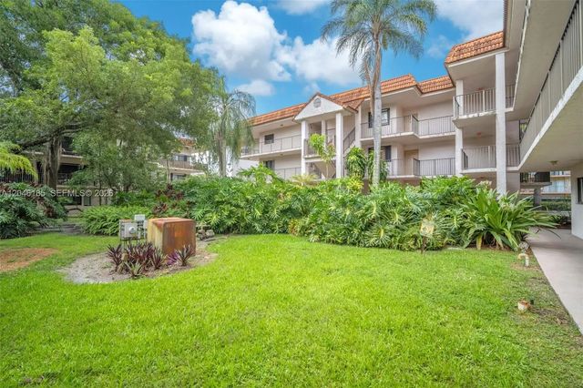 4720 Sw 62nd Way #103, Davie