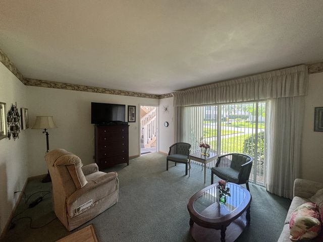 3 of 40 - 115 S South Boulevard #1c, Boynton Beach, FL