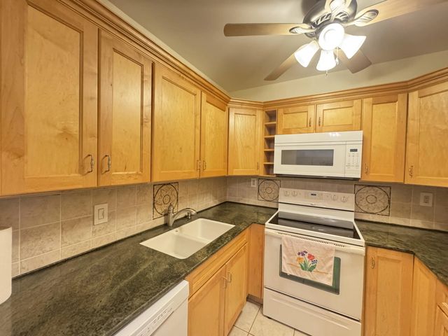 5 of 40 - 115 S South Boulevard #1c, Boynton Beach, FL