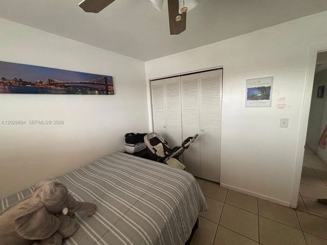 5 of 8 - 6850 W 16th Drive #317, Hialeah, FL