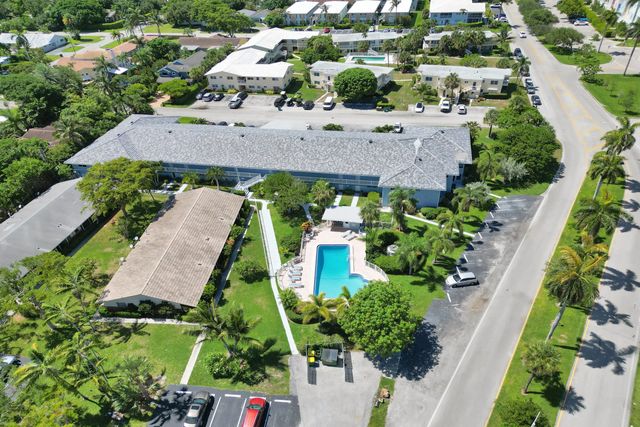 5 of 52 - 2734 Ne 27th Court #17, Lighthouse Point, FL