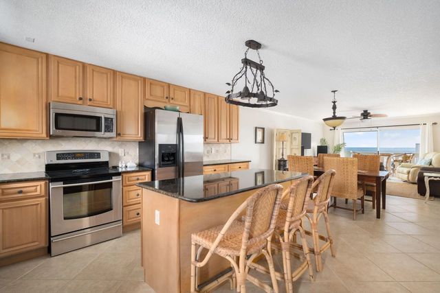 4049 Ocean Drive #505, Vero Beach