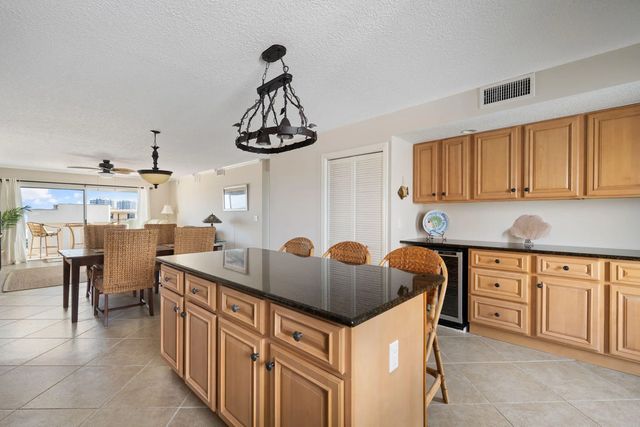 3 of 26 - 4049 Ocean Drive #505, Vero Beach, FL