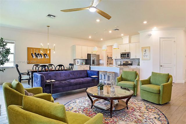 2 of 82 - 1000 Se Crosswood Way, Port St. Lucie, FL