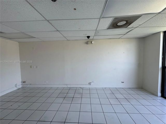 3 of 4 - 90 Nw 79th Avenue, Miami, FL