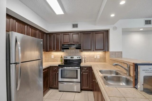 4 of 37 - 1733 Village Boulevard #105, West Palm Beach, FL