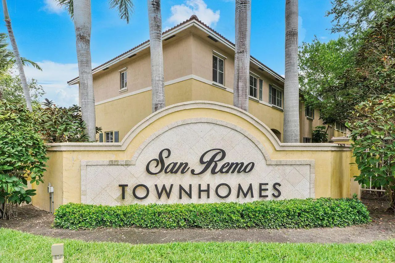 1912 Sw 60th Avenue, North Lauderdale