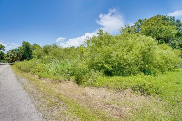 0 Baysinger Avenue, Fort Pierce