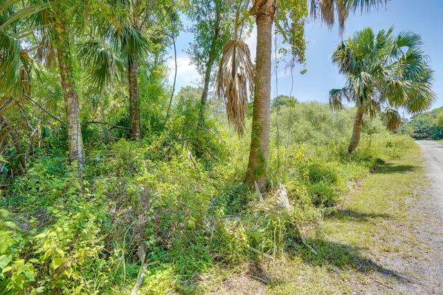 2 of 9 - 0 Baysinger Avenue, Fort Pierce, FL