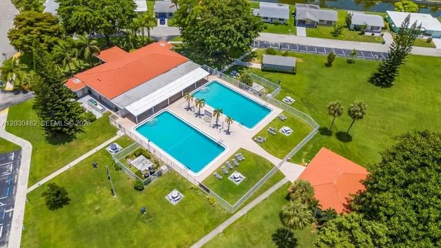 4 of 43 - 4923 Nw 55th Court, Tamarac, FL