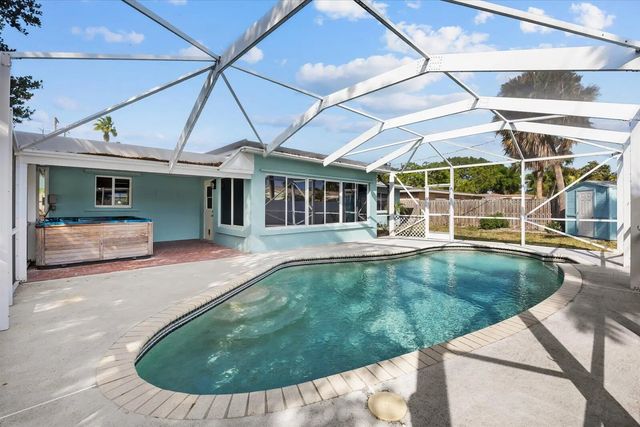 2 of 72 - 800 Se 13th Court, Deerfield Beach, FL