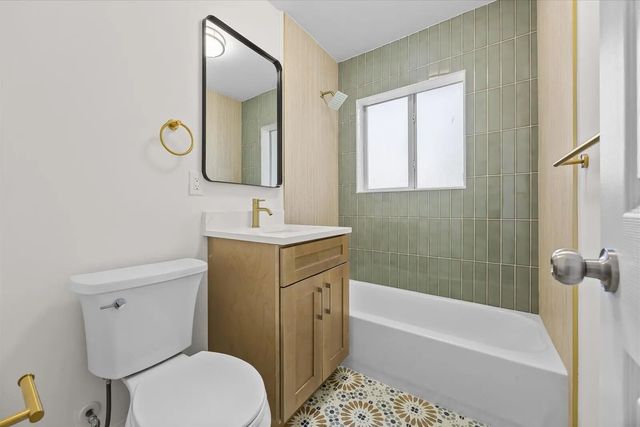 3 of 72 - 800 Se 13th Court, Deerfield Beach, FL