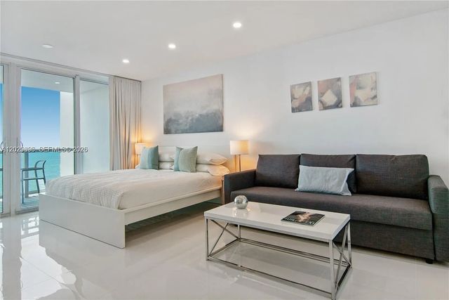 3 of 10 - 5445 Collins Avenue, Miami Beach, FL