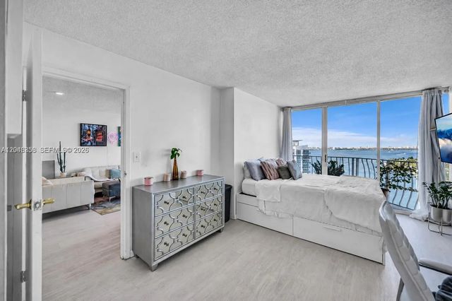 7601 E Treasure Drive #2412, North Bay Village