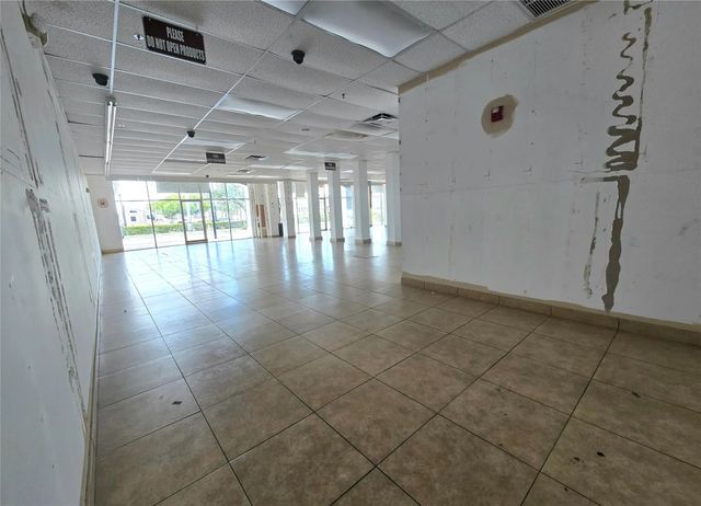 2 of 7 - 3920 W Broward Boulevard ##8, Plantation, FL