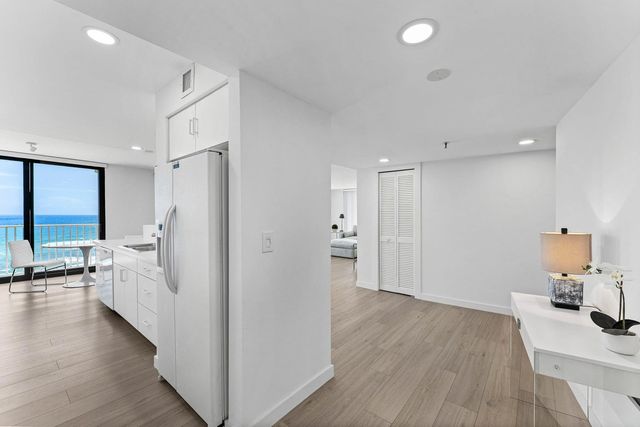2 of 35 - 3360 S Ocean Boulevard #5fii, Palm Beach, FL