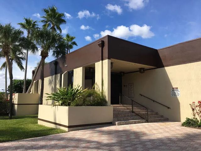 5 of 51 - 3161 Nw 47th Terrace #311, Lauderdale Lakes, FL