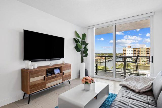 5 of 28 - 3020 Ne 32nd Avenue #616, Fort Lauderdale, FL