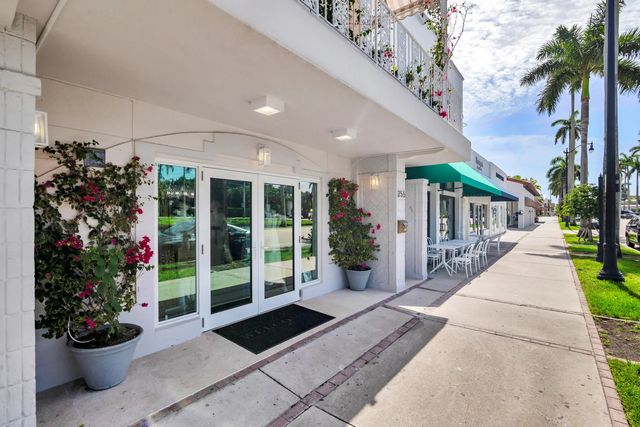 5 of 20 - 255 Royal Poinciana Way, Palm Beach, FL