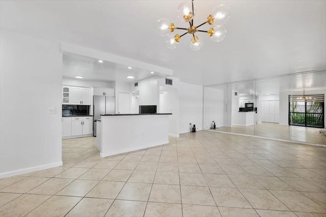 4 of 32 - 740 Ne 199th Street #205g, Miami, FL