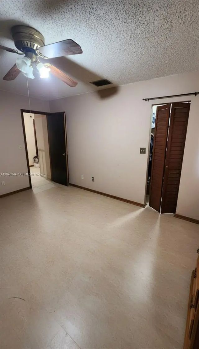 5 of 25 - 8188 Nw 98th Lane #122, Hialeah Gardens, FL