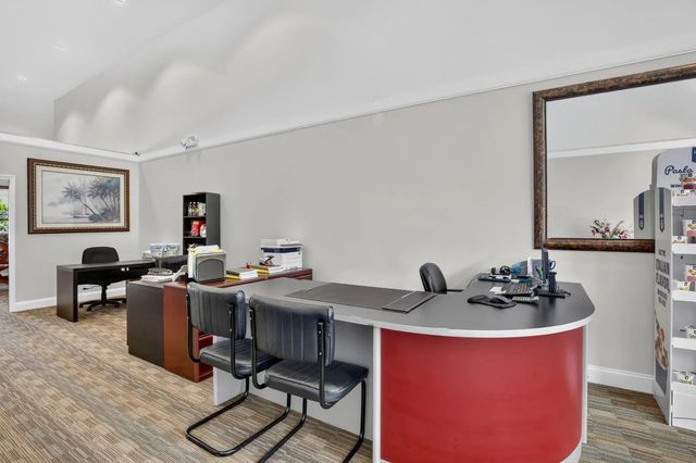 5 of 22 - 5200 S University Drive #103a, Davie, FL