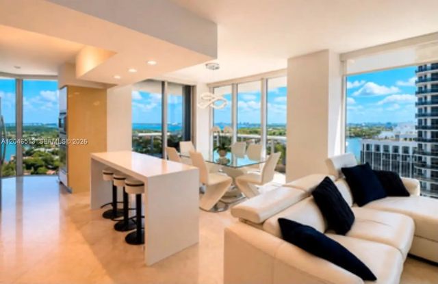2 of 18 - 4775 Collins Avenue #2407, Miami Beach, FL