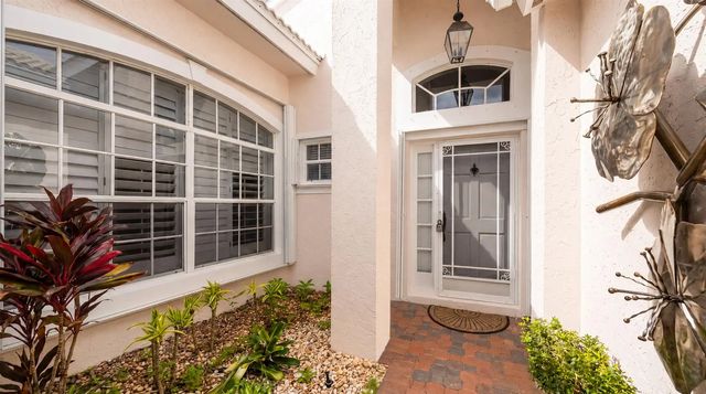 2 of 34 - 3878 N Longview Drive, Jupiter, FL