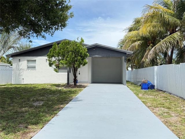 96 Caroline Drive, West Palm Beach